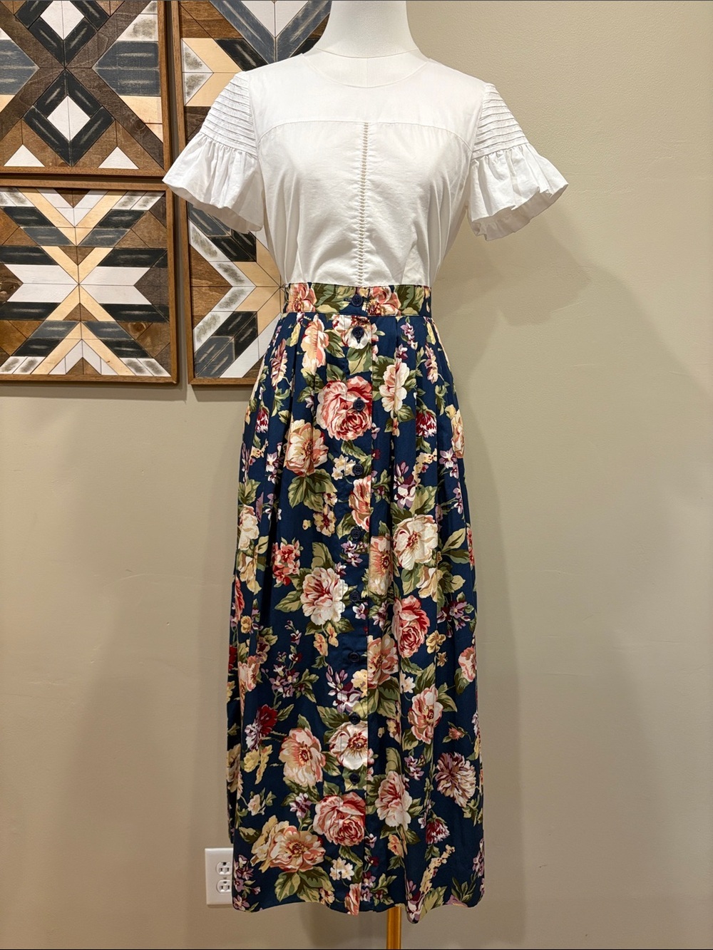 Vintage Cottagecore Long Pleated Floral Button Front Cotton Skirt Small / 12